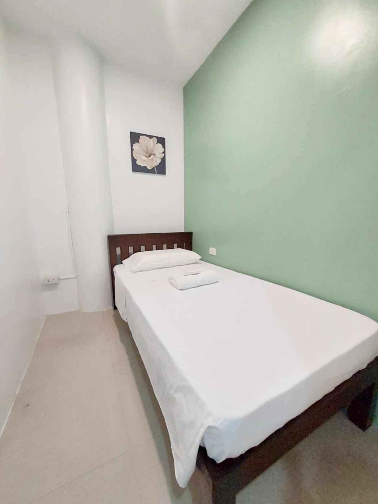 Primerose Residences - Near Mactan-Cebu International Airport Île de Mactan Extérieur photo